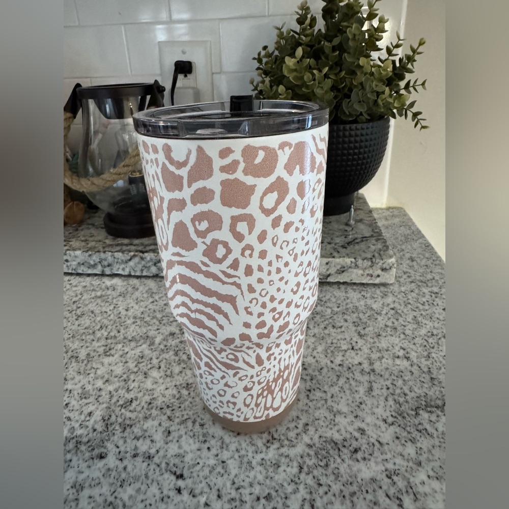 Magallen Outdoors Leopard Print Insulated Tumbler